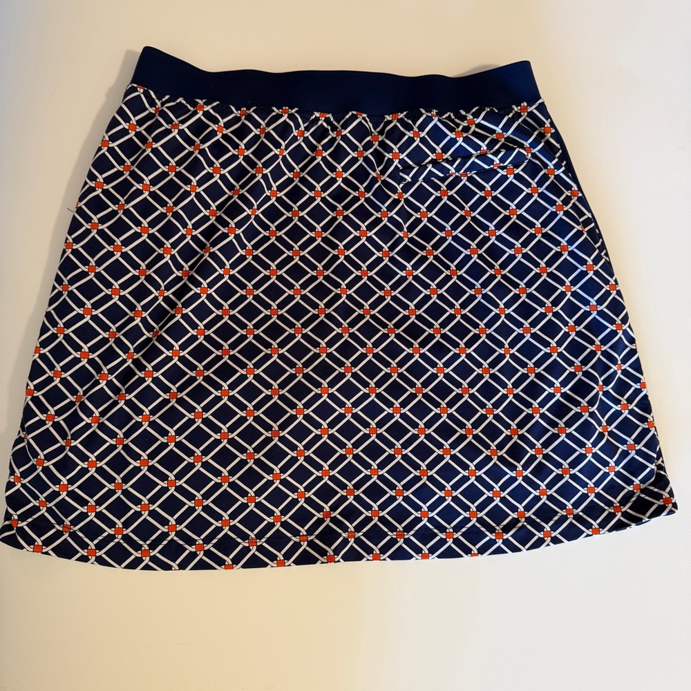 Tail golf / tennis / pickleball skirt with Built-in Shorts. Mint condition med - Picture 12 of 13